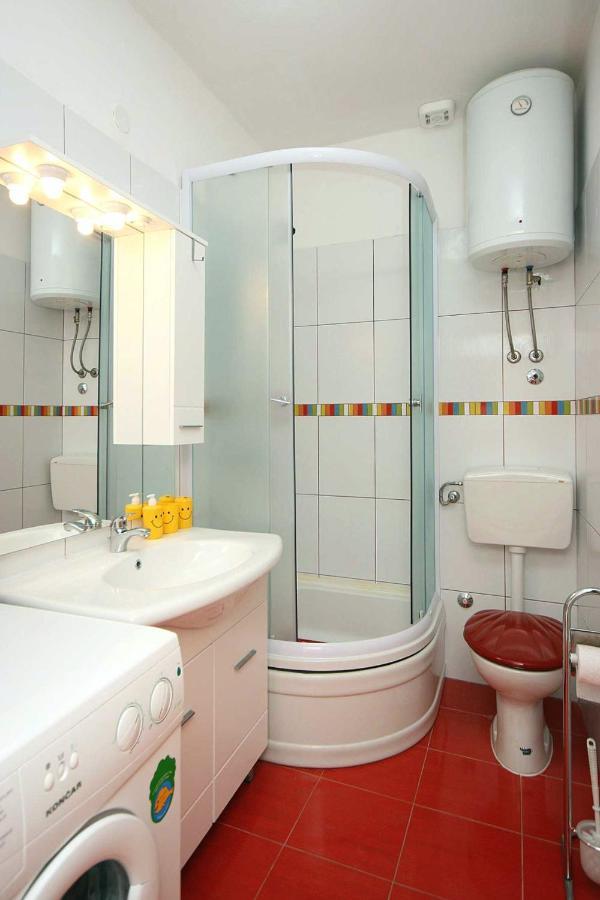 Apartments With A Parking Space Bol, Brac - 4658 Bagian luar foto